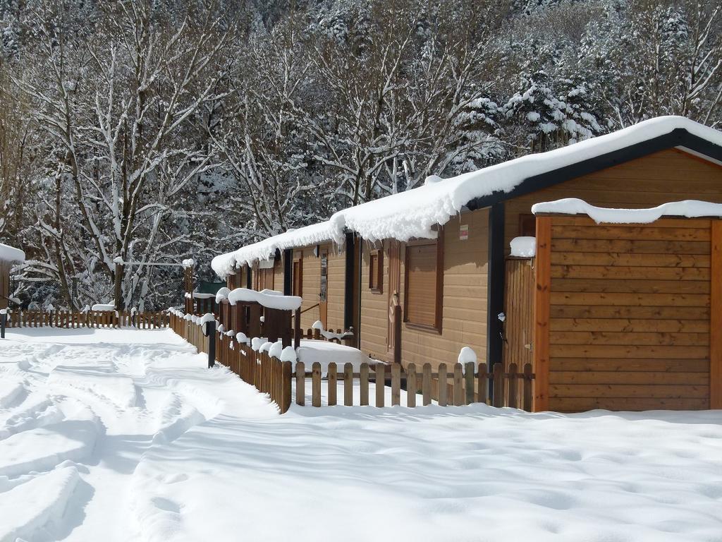 Complejo Turistico Bielsa Hotel Y Camping Стая снимка