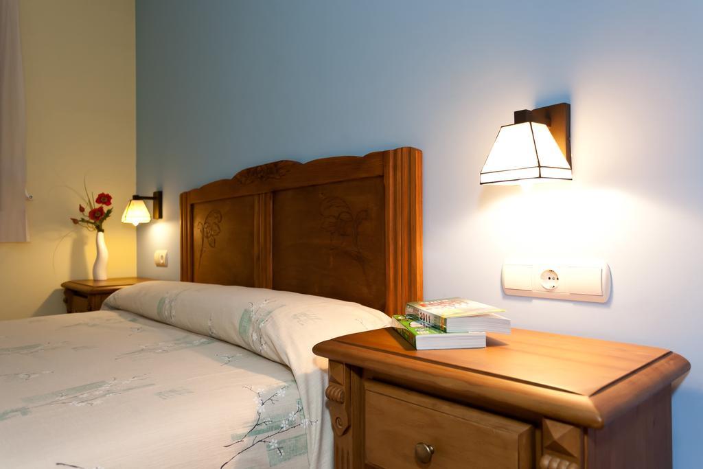 Complejo Turistico Bielsa Hotel Y Camping Стая снимка